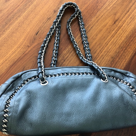 CHANEL BAG GRAY METALLIC CALFSKIN LUXE LIGNE BOWLER MEDIUM - Picture 2 of 15